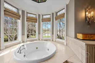 36W442 Hunters Gate Rd, Saint Charles, IL 60175 - Photo 37