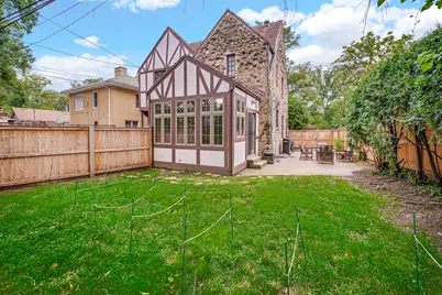 2014 W Hopkins Place, Chicago, IL 60643 - Photo 25