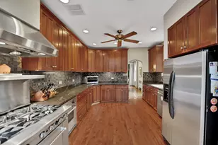 2014 W Hopkins Pl, Chicago, IL 60643 - Photo 11