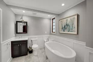 2014 W Hopkins Pl, Chicago, IL 60643 - Photo 21