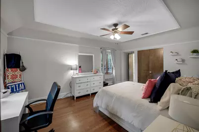 2014 W Hopkins Place, Chicago, IL 60643 - Photo 17