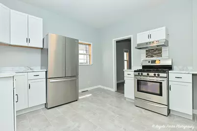 551 S Martin Luther King Jr Avenue #2, Waukegan, IL 60085 - Photo 11