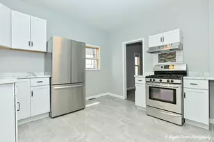 551 S Martin Luther King Jr Ave, Waukegan, IL 60085 - Photo 11