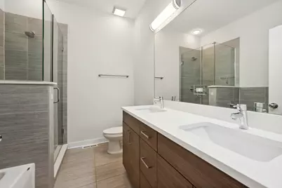 1952 W Erie Street #1W, Chicago, IL 60622 - Photo 7