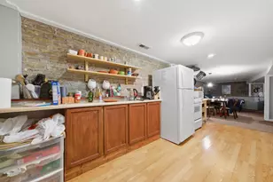 2421 N Washtenaw Ave, Chicago, IL 60647 - Photo 17