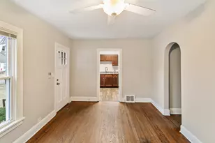 505 Lorraine Ave, Waukegan, IL 60085 - Photo 3