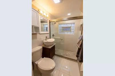 10850 Claridge Avenue, Westchester, IL 60154 - Photo 15