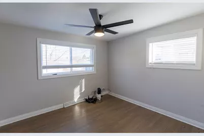 10850 Claridge Avenue, Westchester, IL 60154 - Photo 17