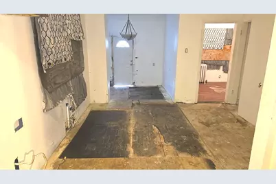 8216 S Rhodes Avenue, Chicago, IL 60619 - Photo 17