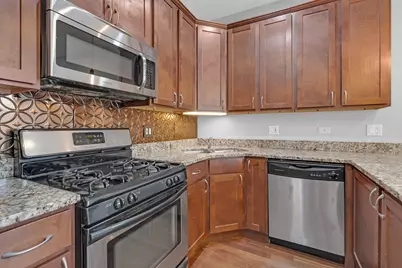 1154 N Kedzie Avenue #402, Chicago, IL 60651 - Photo 5