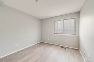 460 Mayflower Ln, Bartlett, IL 60103 - Photo 19