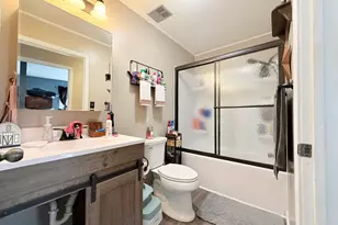 1413 McKinley Street S, Harrisburg, IL 62946 - Photo 15