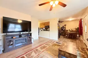 1413 McKinley Street S, Harrisburg, IL 62946 - Photo 9