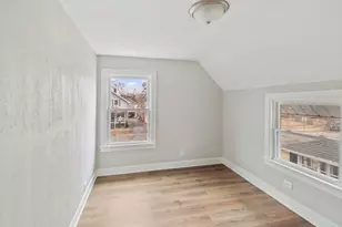 1020 Woodlawn Ave, Waukegan, IL 60085 - Photo 15