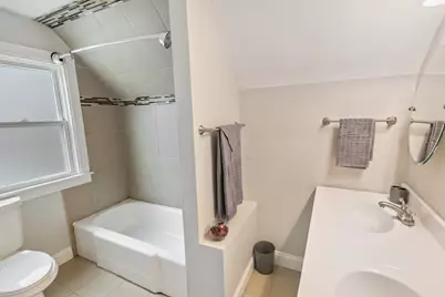 1020 Woodlawn Avenue, Waukegan, IL 60085 - Photo 17