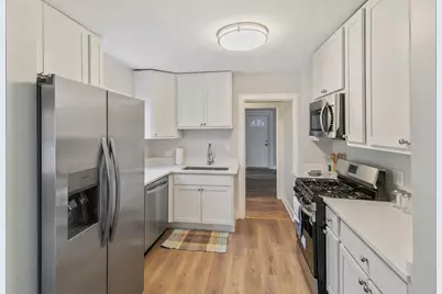 1020 Woodlawn Avenue, Waukegan, IL 60085 - Photo 5