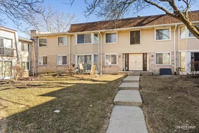 2928 Roberts Drive #8, Woodridge, IL 60517 - Photo 1