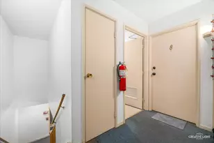 2928 Roberts Dr, Woodridge, IL 60517 - Photo 15