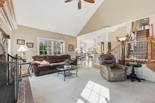 40W378 Francis Bret Harte St, Saint Charles, IL 60175 - Photo 15