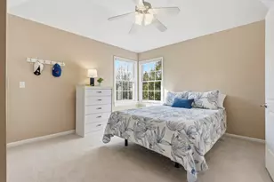 40W378 Francis Bret Harte St, Saint Charles, IL 60175 - Photo 39