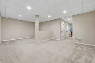 40W378 Francis Bret Harte St, Saint Charles, IL 60175 - Photo 55