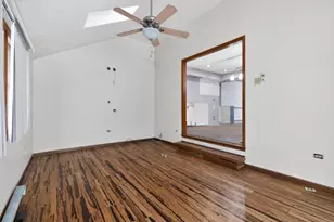 25042 S Whispering Oaks Ln, Crete, IL 60417 - Photo 11