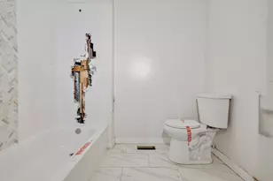 626 Old Forge Ln, University Park, IL 60484 - Photo 9