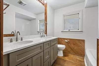 8314 Gross Point Road, Morton Grove, IL 60053 - Photo 23