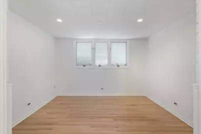 8314 Gross Point Road, Morton Grove, IL 60053 - Photo 17