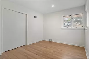 8314 Gross Point Rd, Morton Grove, IL 60053 - Photo 13