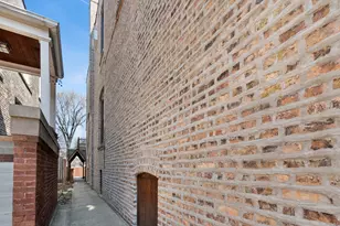 1242 W Elmdale Ave, Chicago, IL 60660 - Photo 19