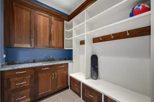 3752 N Janssen St, Chicago, IL 60613 - Photo 65