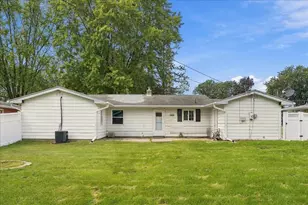 1808 20th Ave, Sterling, IL 61081 - Photo 19
