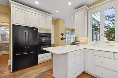 922 Forest Avenue, Wilmette, IL 60091 - Photo 9