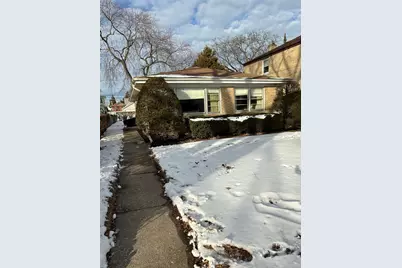 3820 Dobson Street, Skokie, IL 60076 - Photo 3