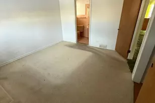 3820 Dobson St, Skokie, IL 60076 - Photo 13