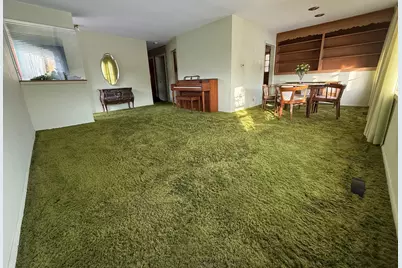 3820 Dobson Street, Skokie, IL 60076 - Photo 7