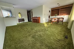 3820 Dobson St, Skokie, IL 60076 - Photo 7