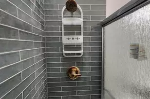 6321 S Eberhart Ave, Chicago, IL 60637 - Photo 23