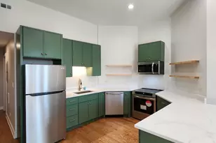 6321 S Eberhart Ave, Chicago, IL 60637 - Photo 13