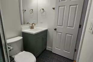 6321 S Eberhart Ave, Chicago, IL 60637 - Photo 21