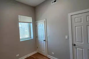 6321 S Eberhart Ave, Chicago, IL 60637 - Photo 15