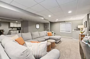 859 Dover St, Pingree Grove, IL 60140 - Photo 27