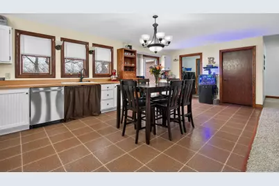 1707 N 2479th Road, Ottawa, IL 61350 - Photo 7