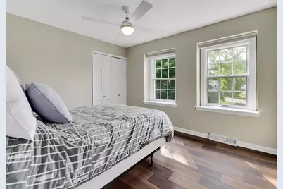 2043 Spring Green Drive, Wheaton, IL 60189 - Photo 19