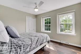 2043 Spring Green Dr, Wheaton, IL 60189 - Photo 19