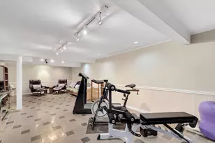 2043 Spring Green Dr, Wheaton, IL 60189 - Photo 25