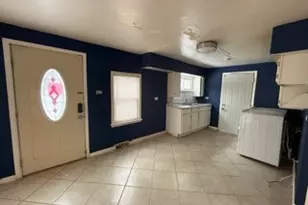 2662 Vermont St, Blue Island, IL 60406 - Photo 3