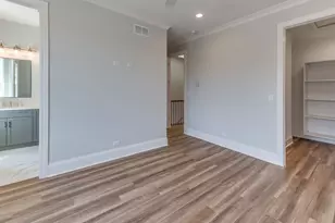 [Address not provided], Elmhurst, IL 60126 - Photo 13