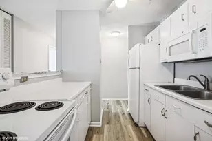 6171 N Sheridan Rd, Chicago, IL 60660 - Photo 11